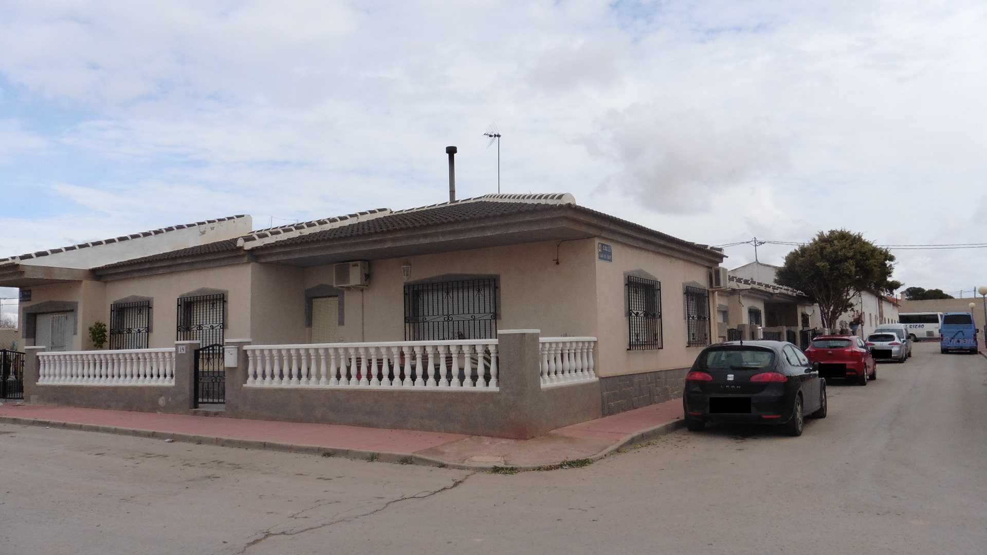 Home in Metric Way