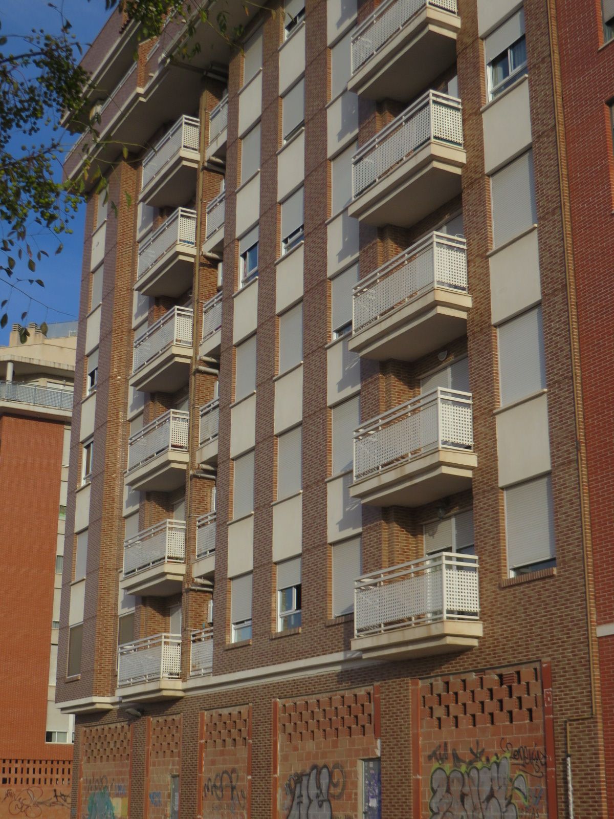 Home in Metric Way