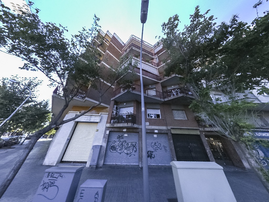 Home in Metric Way